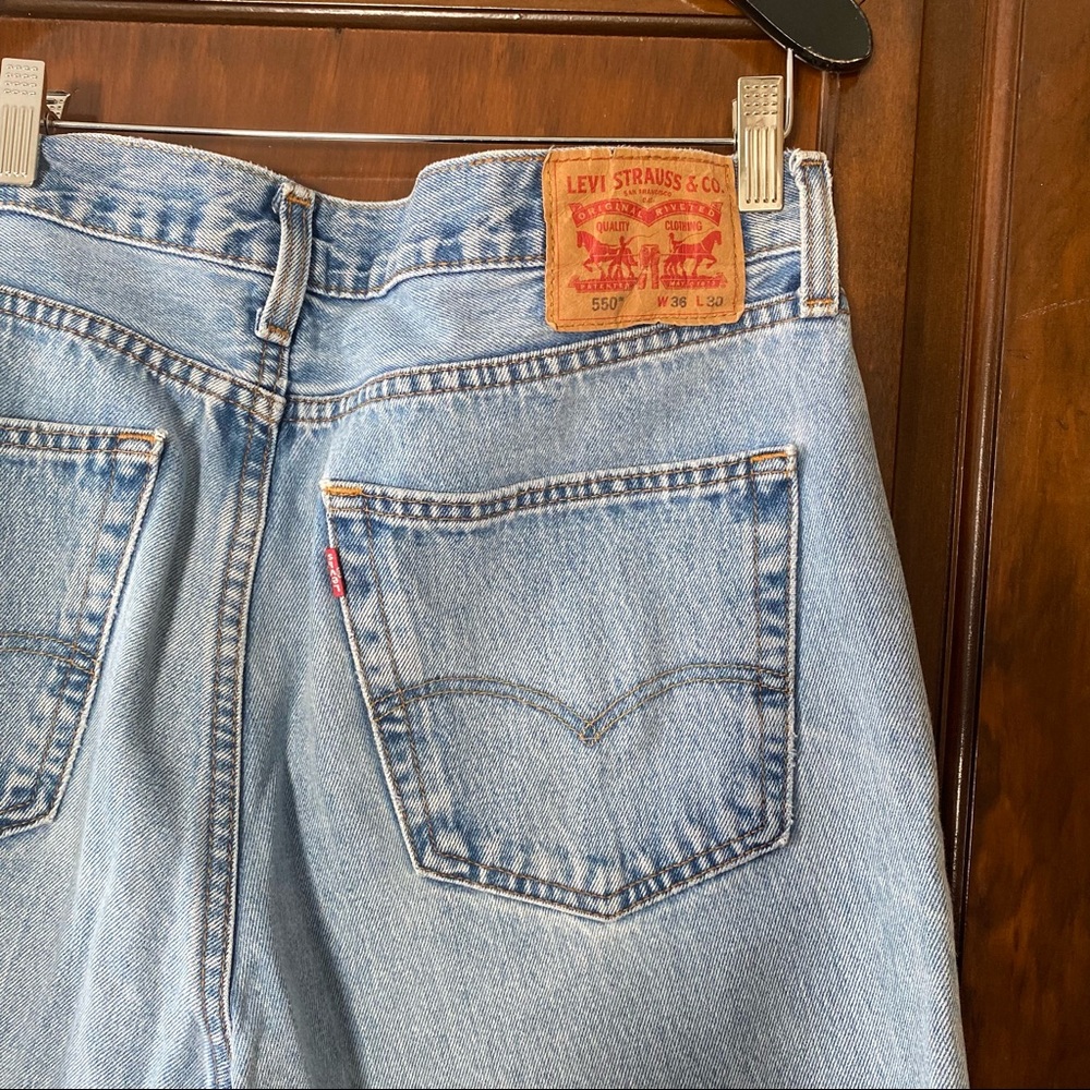 LEVI 550 JEANS✨